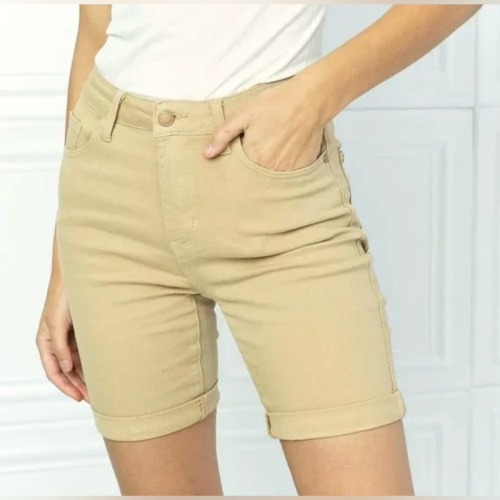 Judy Blue Women's Casual Tan Shorts
